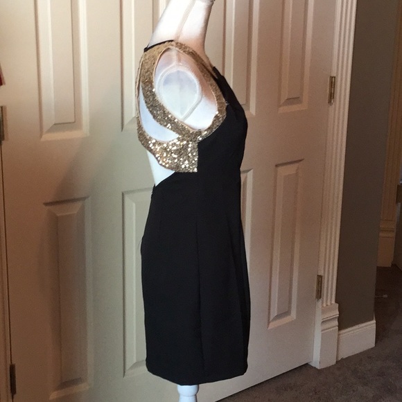 Beautiful NWOT Black and gold Xenia boutique dress - Picture 4 of 7